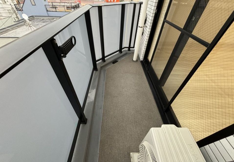 バルコニー　バルコニー