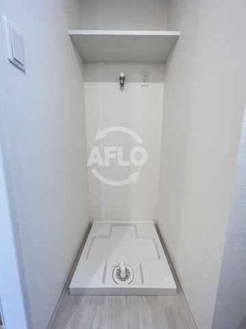 その他　シーズンフラッツ新町　洗濯機置き場