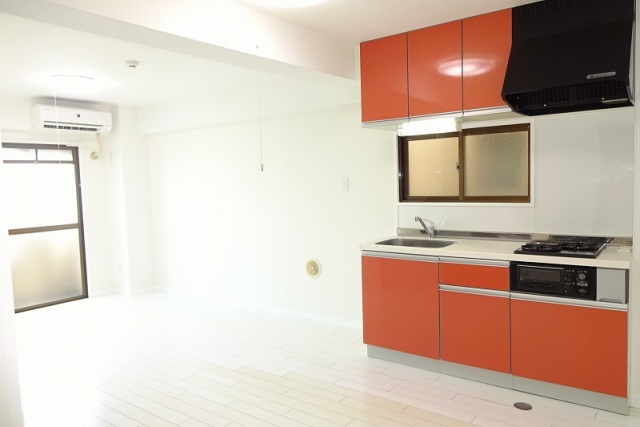 居室・リビング　※同マンション別部屋の写真です。