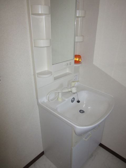 洗面設備　うれしい独立洗面台