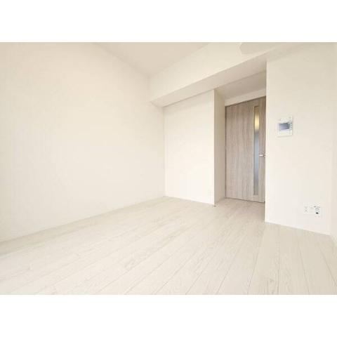 居室・リビング　室内