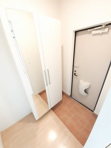 玄関　シンプルで使いやすい玄関です
