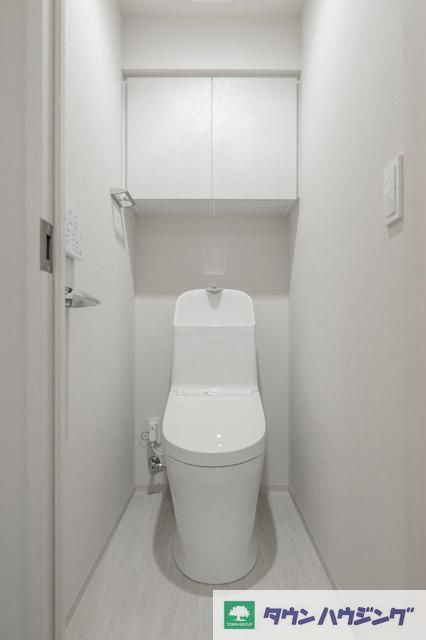 トイレ　Aタイプ2024年3月撮影 同タイプ1001号室の写真です。