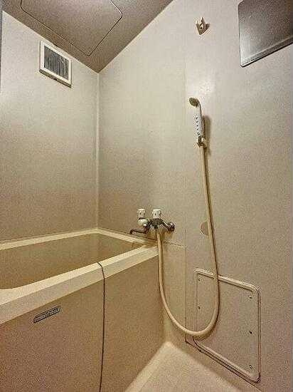 バス・シャワールーム　※同物件の参考写真です