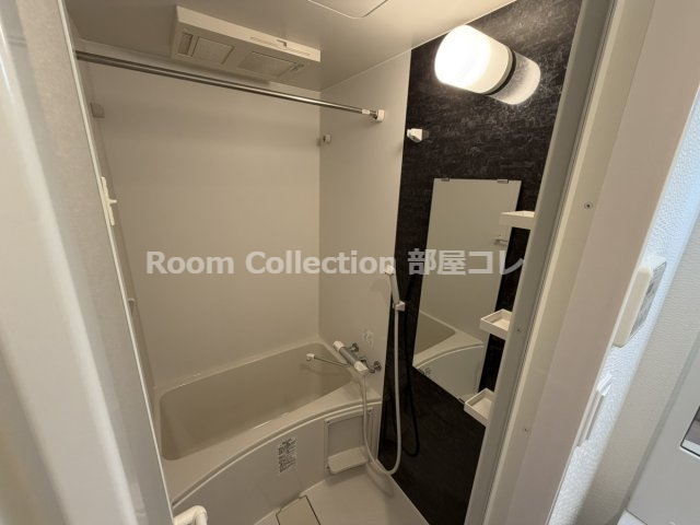 バス・シャワールーム　※同物件他部屋写真 反転、色違いの場合有 現況優先