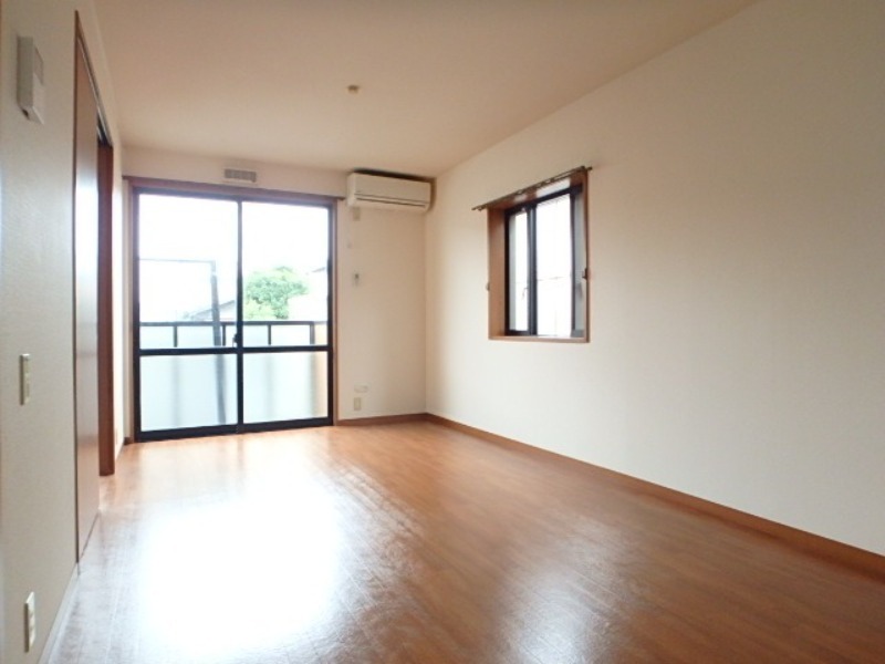 居室・リビング　図面と現状に相違がある場合には現状を優先