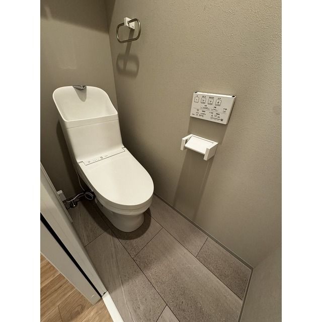 トイレ　参考写真