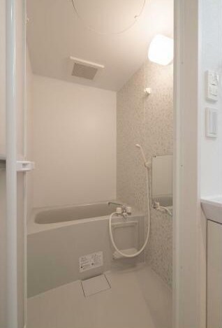 バス・シャワールーム　清潔な浴室！