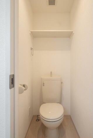 トイレ　シンプルなトイレ！