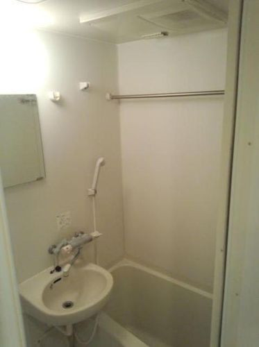 バス・シャワールーム　洗面