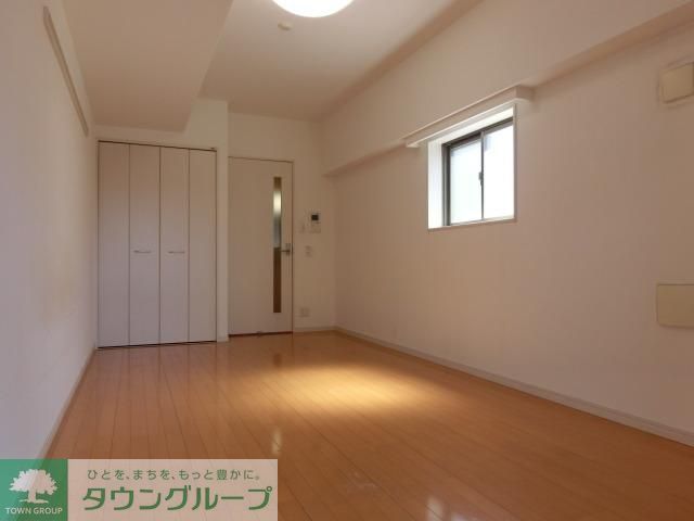 居室・リビング　★9.3帖ゆったりフローリング★