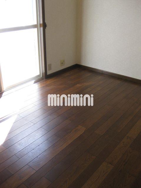 居室・リビング　同物件の参考写真です。