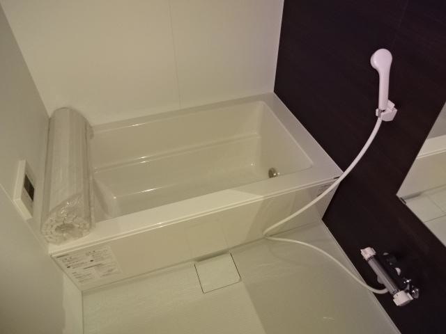 バス・シャワールーム　追焚き付バス