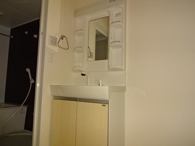 洗面設備　洗髪洗面化粧台