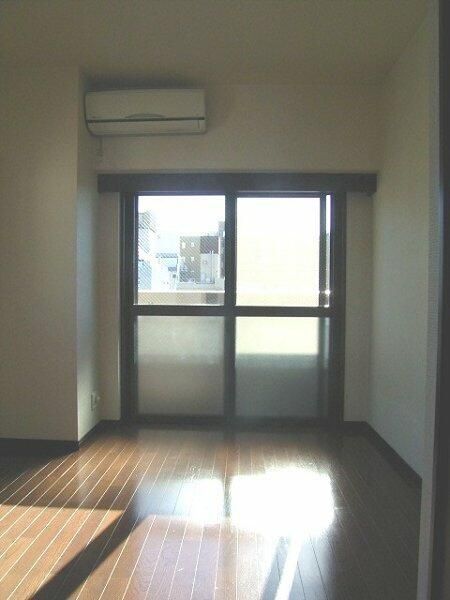 居室・リビング　※別部屋参考写真