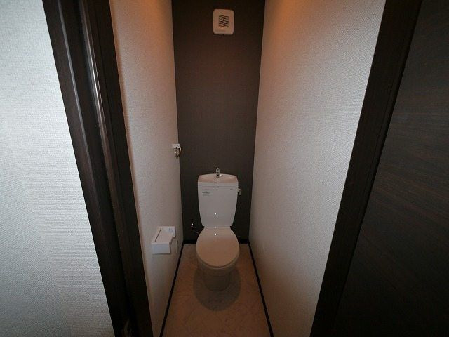 トイレ　清潔感のあるトイレです