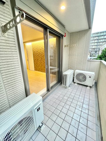 バルコニー　★幅＆奥行きのある南面バルコニー★