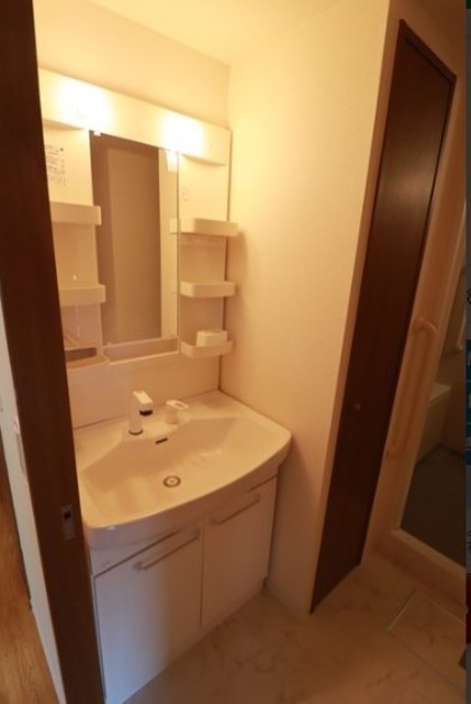 洗面設備　参考写真