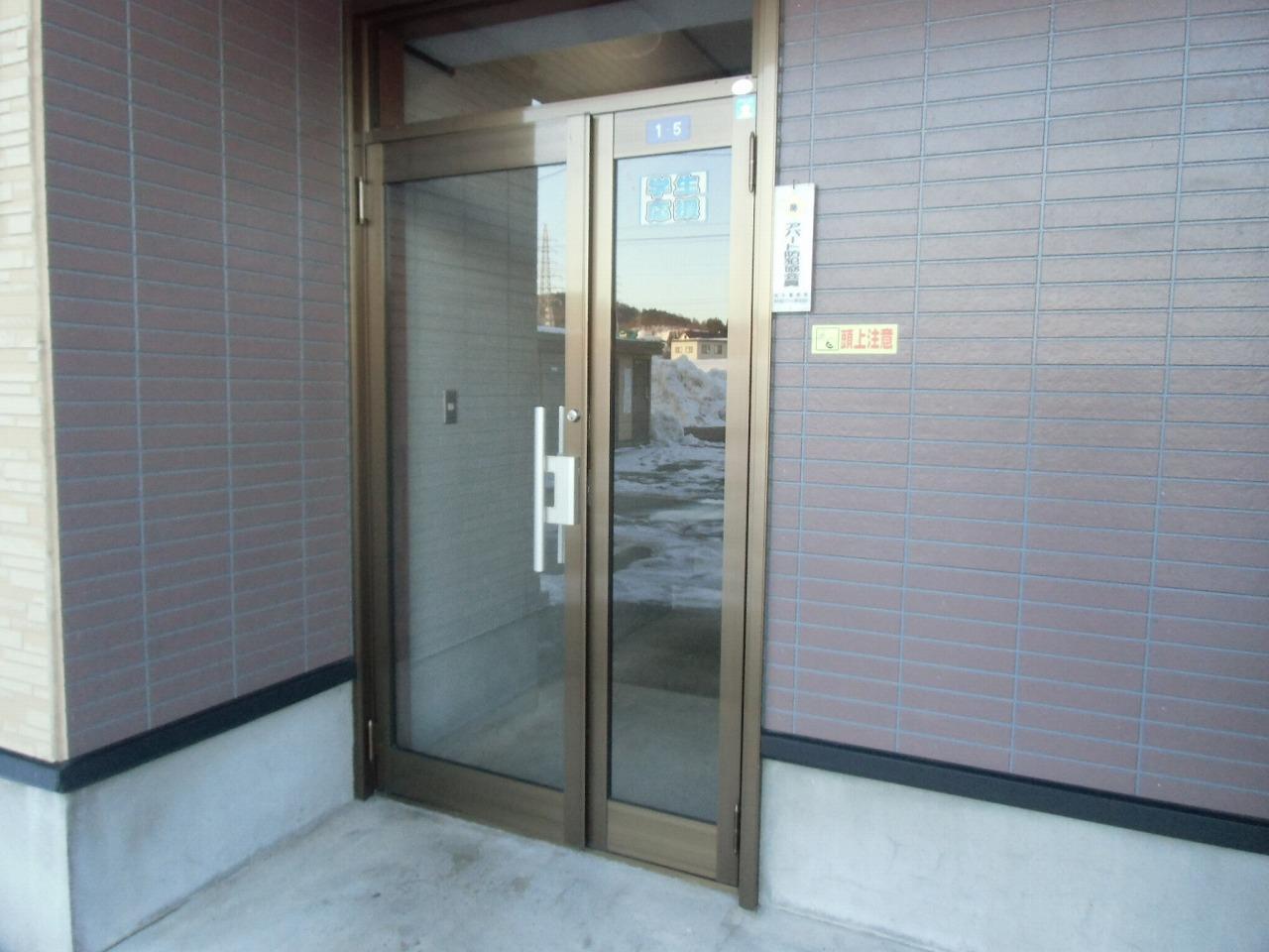 エントランス　共用エントランス！