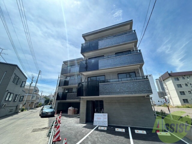 建物外観　札幌市西区八軒二条西「グランドサクセス琴似駅」