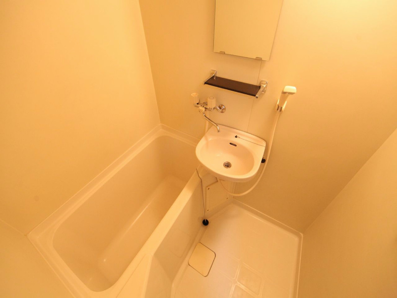 バス・シャワールーム　バスルーム（お風呂・トイレ別