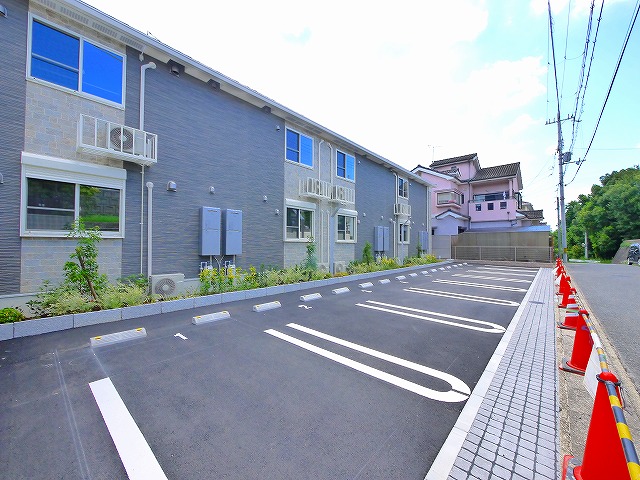 駐車場　駐車場完備です