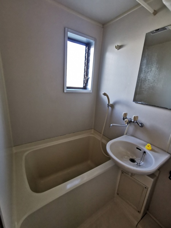 バス・シャワールーム　別部屋参考写真