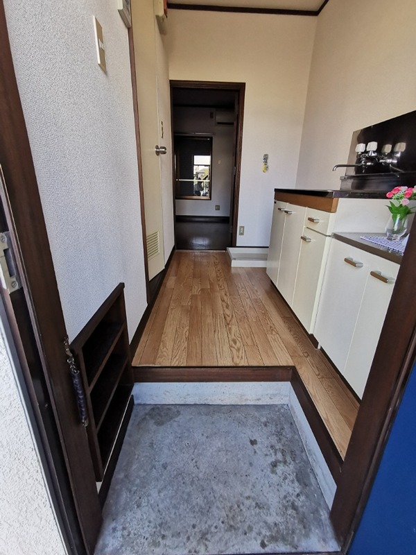 玄関　別部屋参考写真