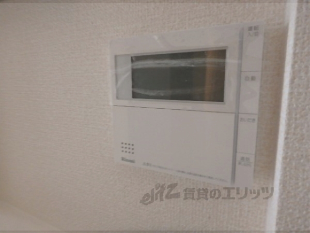 その他設備　給湯器リモコン