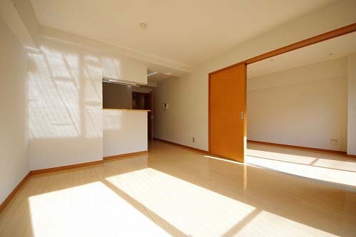 居室・リビング　１３帖リビング