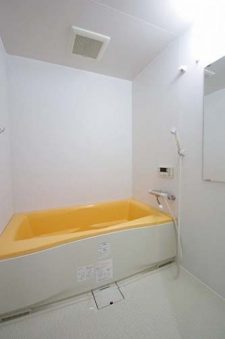 バス・シャワールーム　追い焚き付き