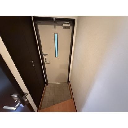 玄関　参考写真