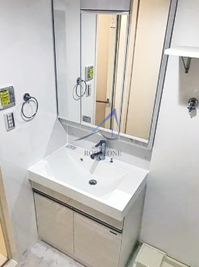 洗面設備　洗面台です。