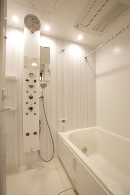 バス・シャワールーム　日々の暮らしに欠かせないお風呂です