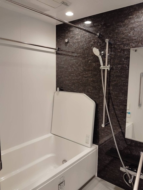 バス・シャワールーム　浴室