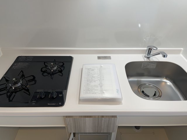 キッチン　同物件別号室のものです。