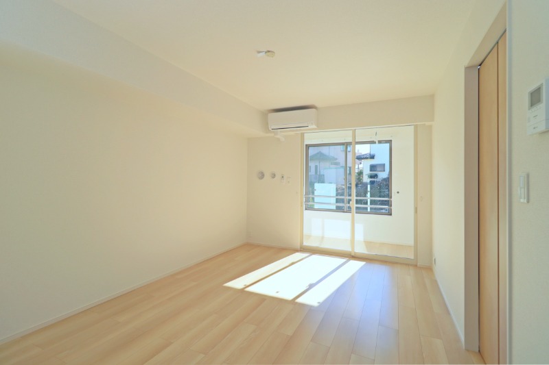 居室・リビング　図面と現状に相違がある場合には現状を優先