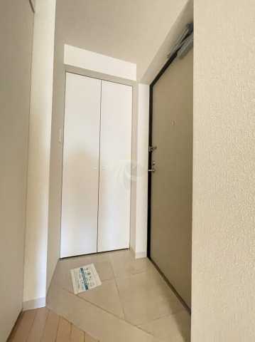 玄関　パレ・ホームズ飛鳥山