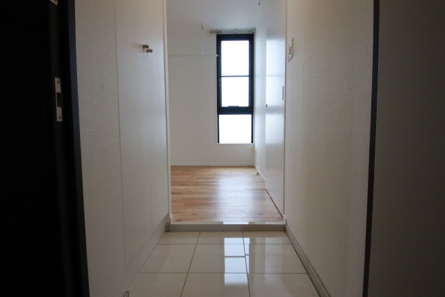 玄関　※別室の参考写真の為、現況優先です。