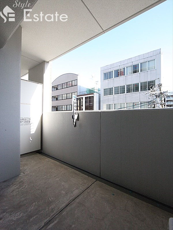 バルコニー　バルコニー