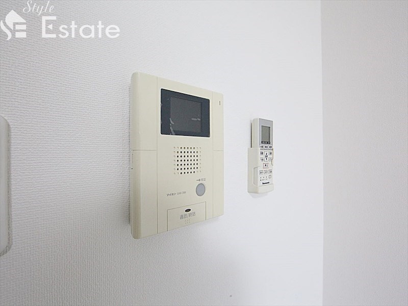 セキュリティ　モニター付きインターホン
