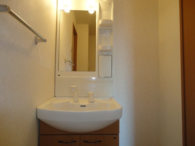 洗面設備　洗髪洗面化粧台