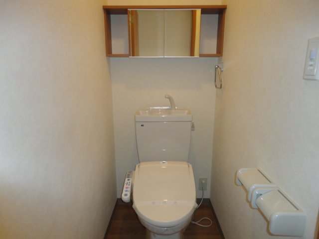 トイレ　シャワー付トイレ