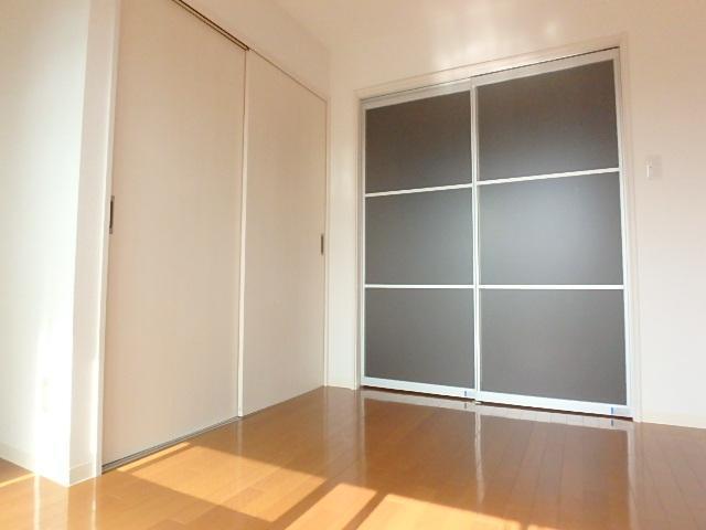 その他部屋・スペース　クローゼット付き、4帖の洋室です