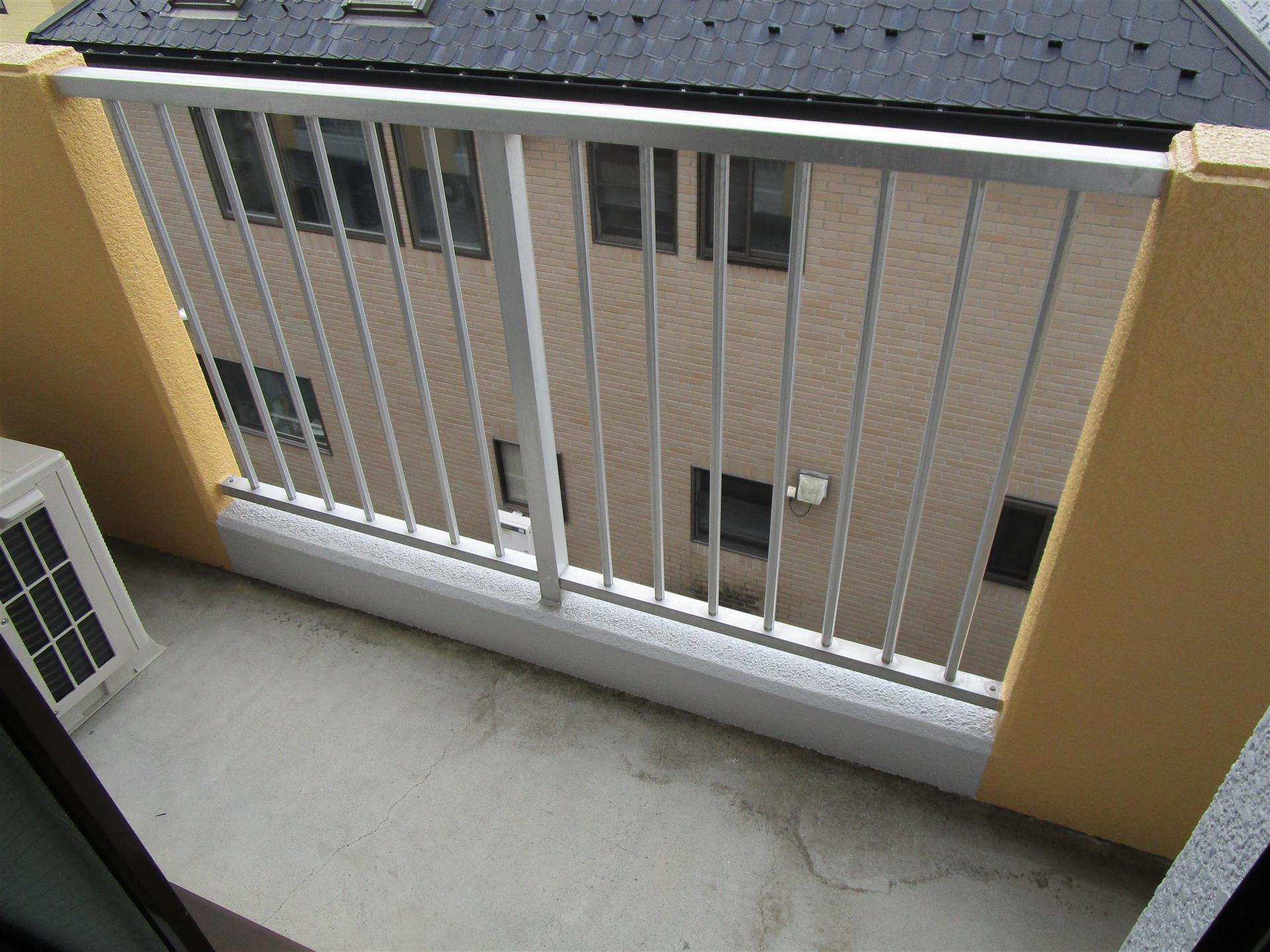 バルコニー　洗濯物が干せるバルコニーです