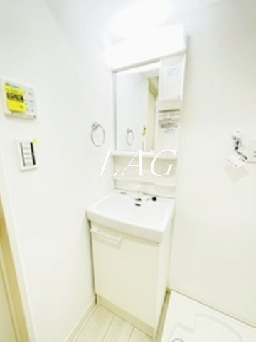 洗面設備　洗面台です。