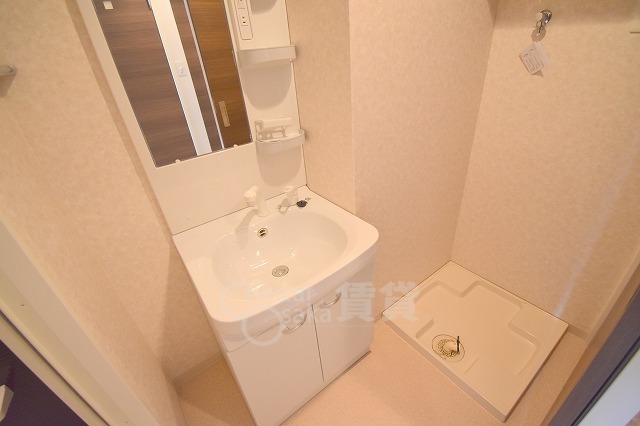 洗面設備　独立洗面台・室内洗濯機置き場