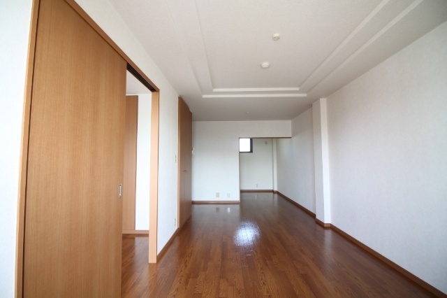 居室・リビング　１４．５帖のリビング