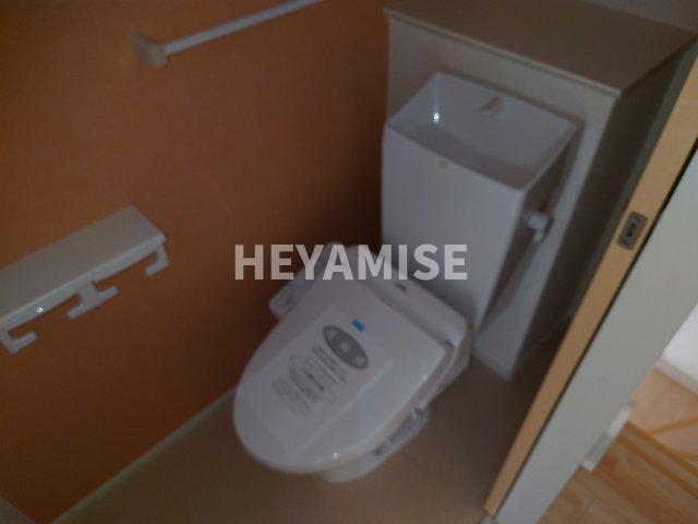 トイレ　※室内画像は別号室のもの