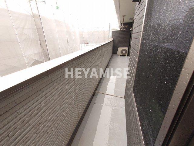 バルコニー　※室内画像は別号室のもの